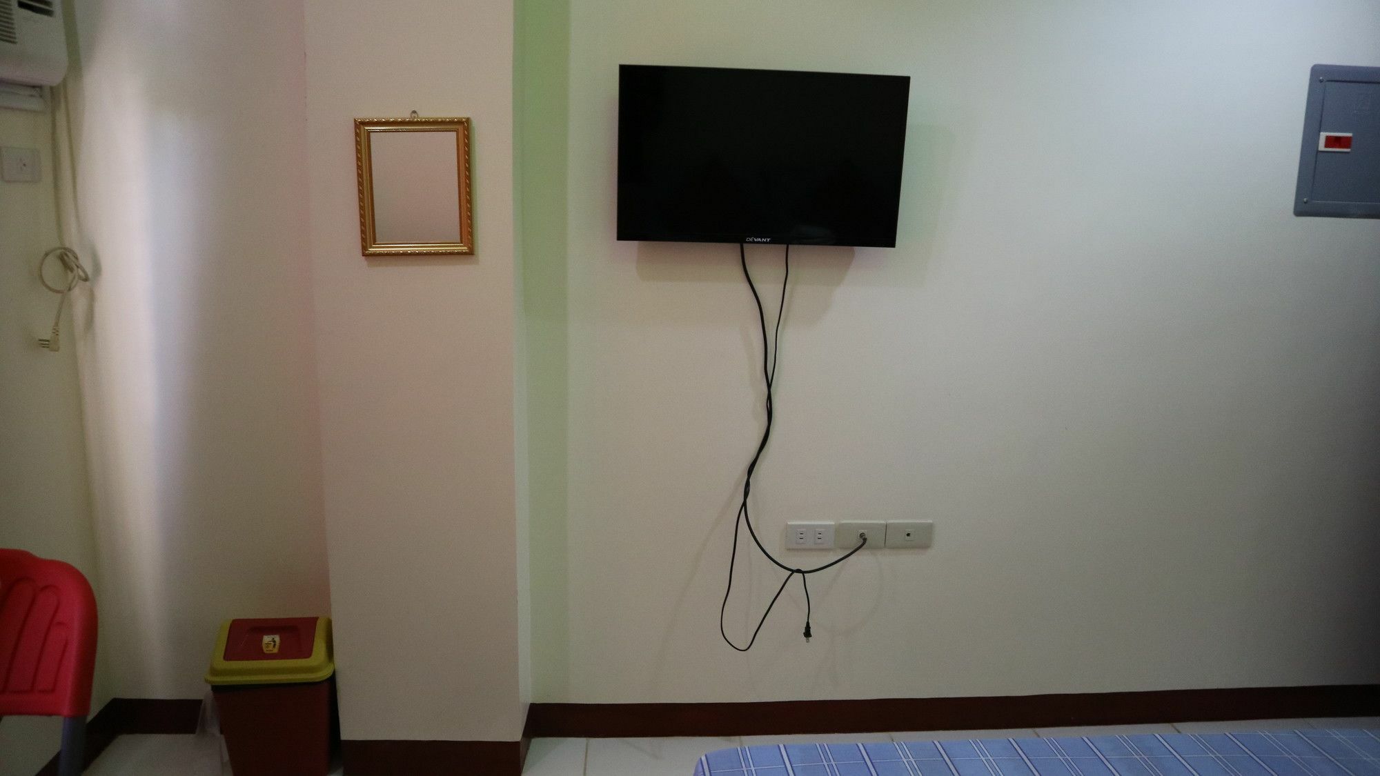 C Tower Studio Apartments Пуэрто-Принцеса Экстерьер фото